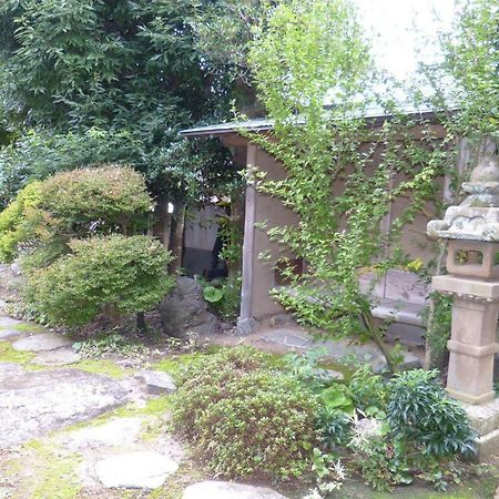 Guesthouse Higashi Fujitatei 신온센정 외부 사진