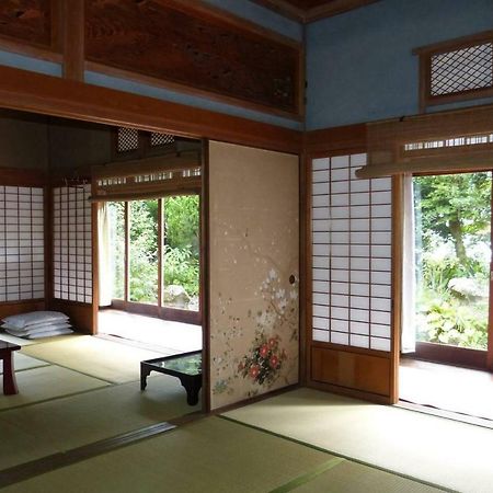 Guesthouse Higashi Fujitatei 신온센정 외부 사진