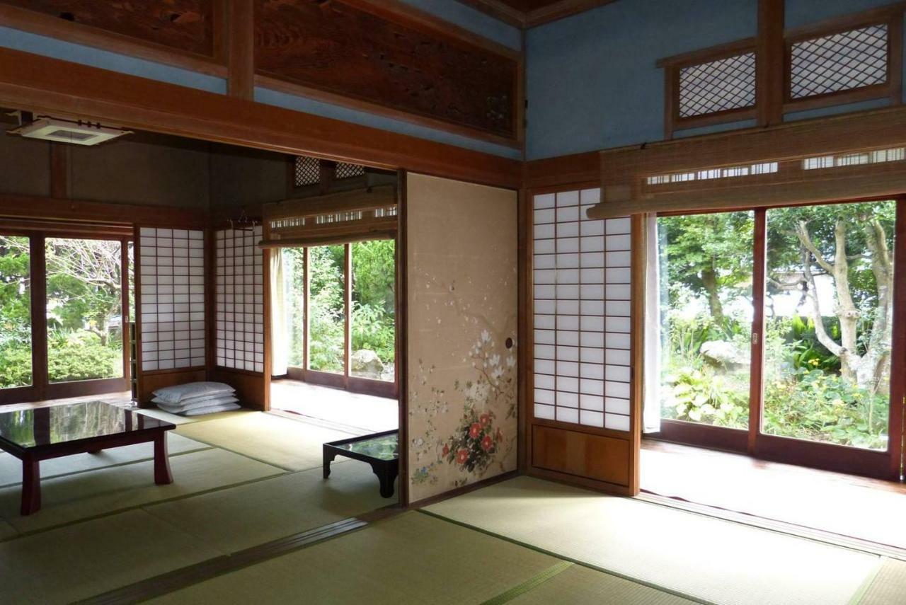 Guesthouse Higashi Fujitatei 신온센정 외부 사진