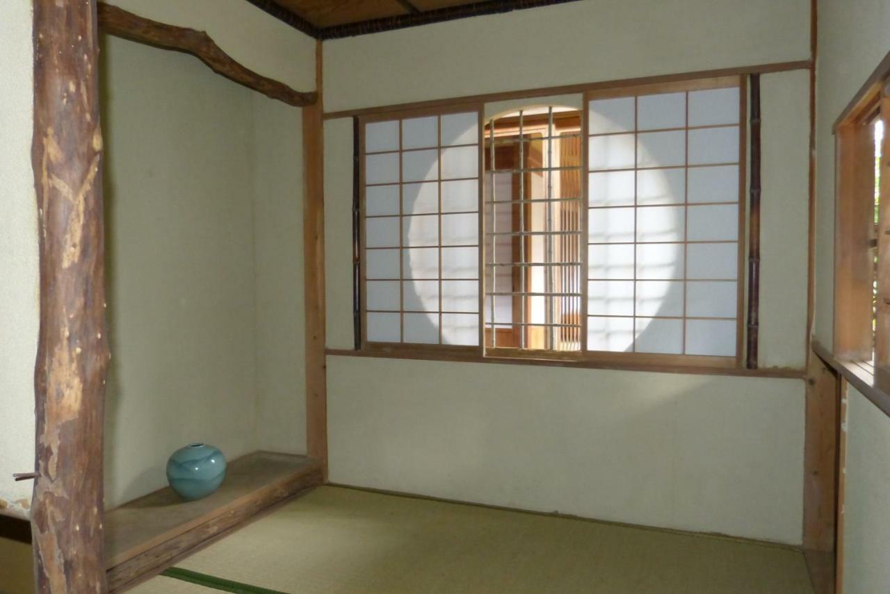 Guesthouse Higashi Fujitatei 신온센정 외부 사진
